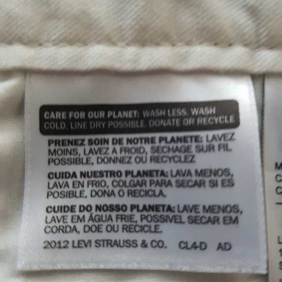 Dockers Men's size 42 khaki colored shorts new - Picture 2 of 6